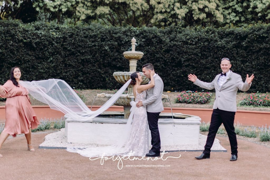 wedding photo at hunter valley garden 105