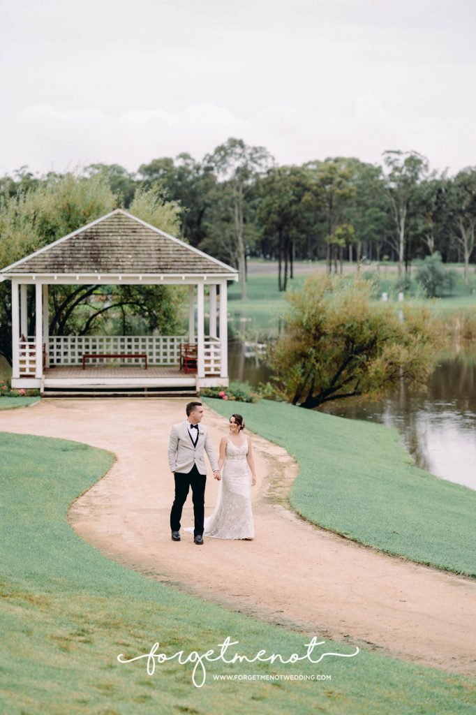 wedding photo at hunter valley garden 115