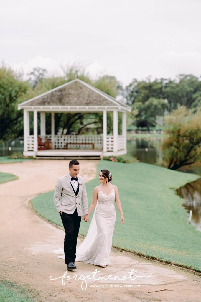 wedding photo at hunter valley garden 116