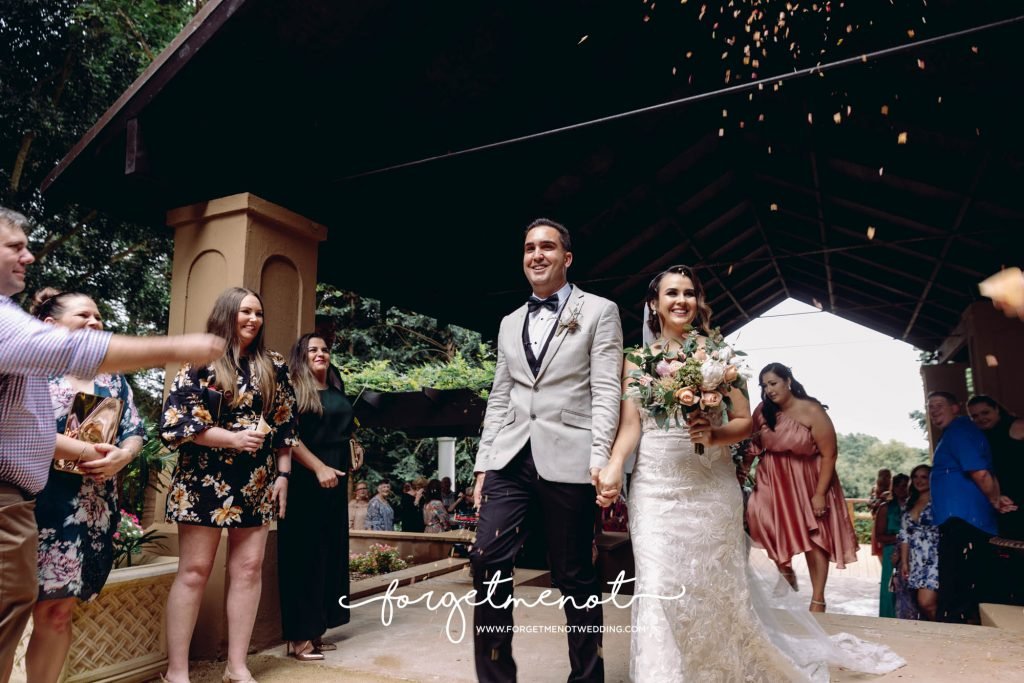 wedding photo at hunter valley garden 18