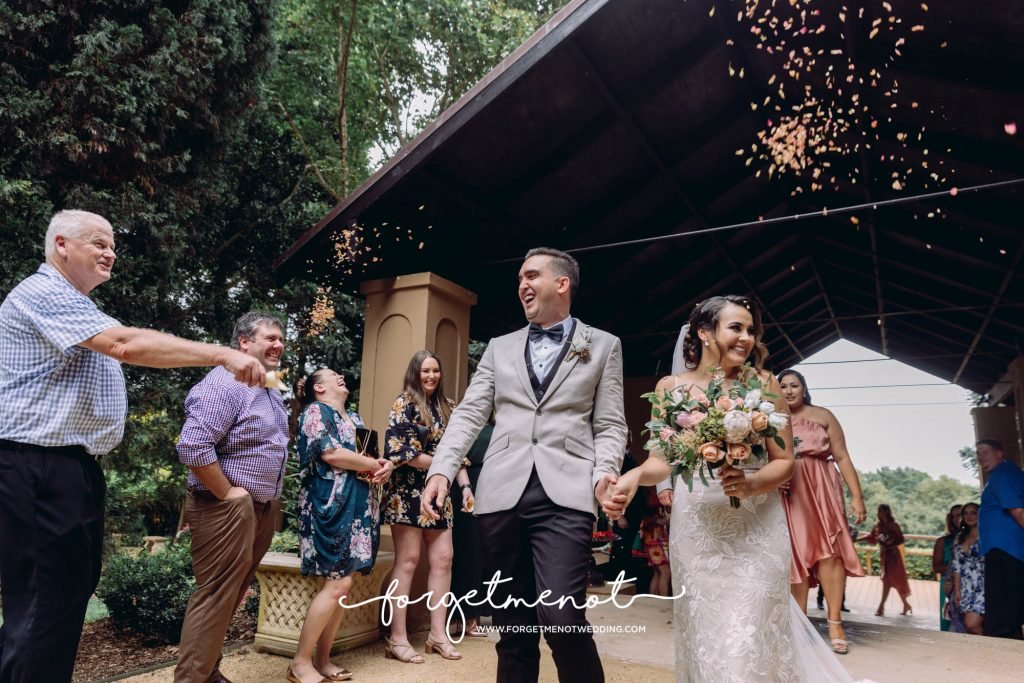 wedding photo at hunter valley garden 19