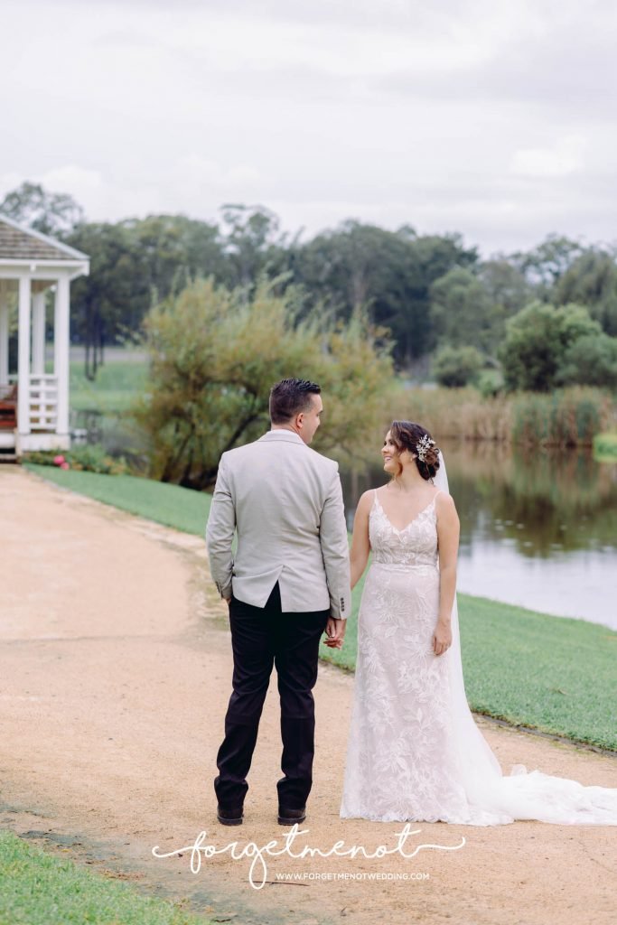 wedding photo at hunter valley garden 22