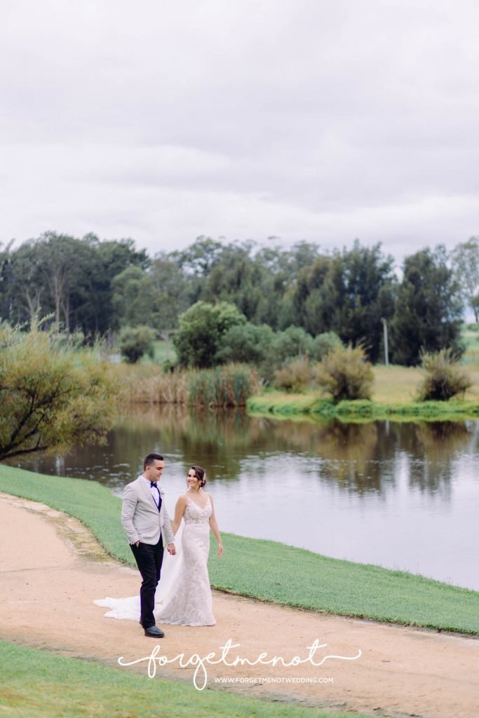 wedding photo at hunter valley garden 24