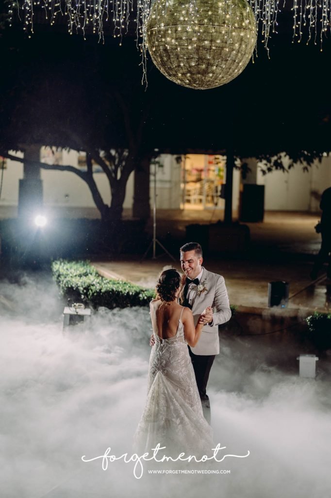 wedding photo at hunter valley garden 42