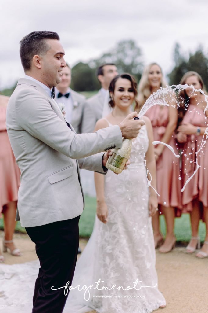 wedding photo at hunter valley garden 79