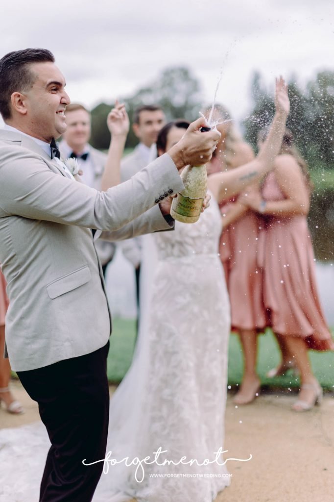 wedding photo at hunter valley garden 81